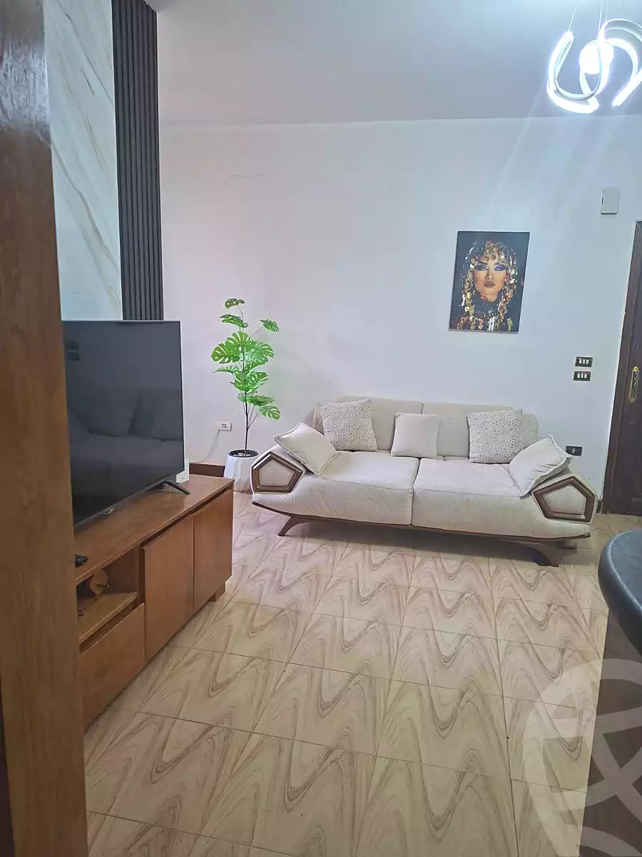 https://aqarmap.com.eg/ar/listing/7236892-for-sale-cairo-el-sheikh-zayed-city-compounds-el-karma-residence