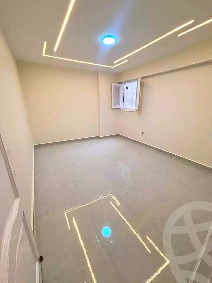 https://aqarmap.com.eg/ar/listing/7236914-for-sale-alexandria-sydy-bshr-sydy-bshr-bhry-gamal-abd-el-nasir-st