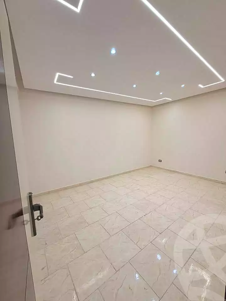 https://aqarmap.com.eg/en/listing/7236969-for-sale-alexandria-lsywf-el-falki