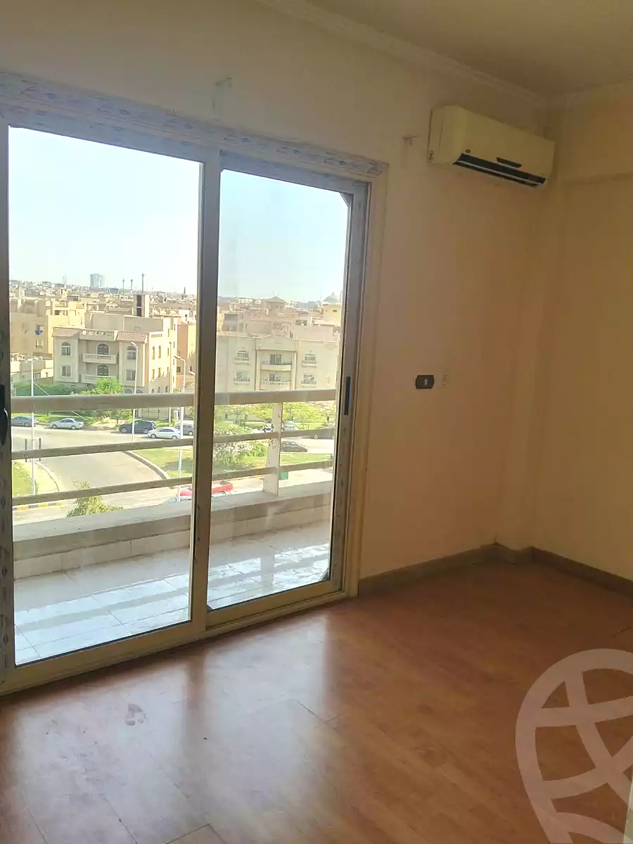 https://aqarmap.com.eg/en/listing/7236965-for-rent-cairo-el-sheikh-zayed-city-small-investor