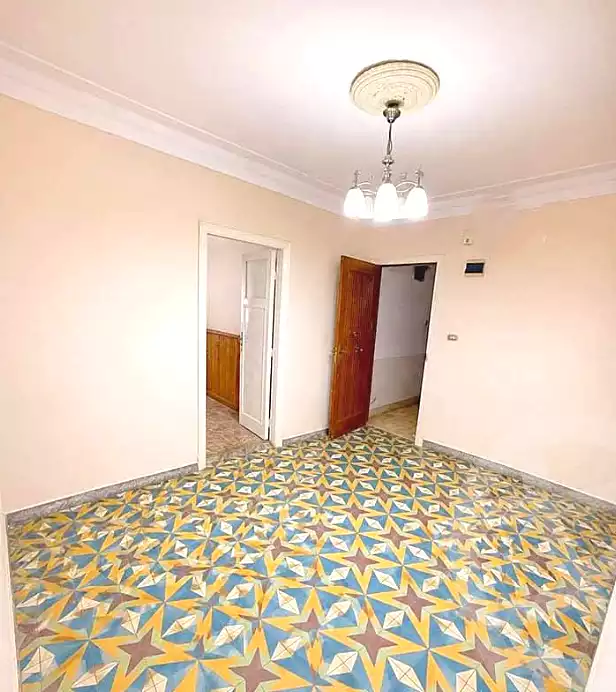 https://aqarmap.com.eg/ar/listing/7225945-for-sale-alexandria-sydy-bshr-sydy-bshr-bhry-gamal-abd-el-nasir-st