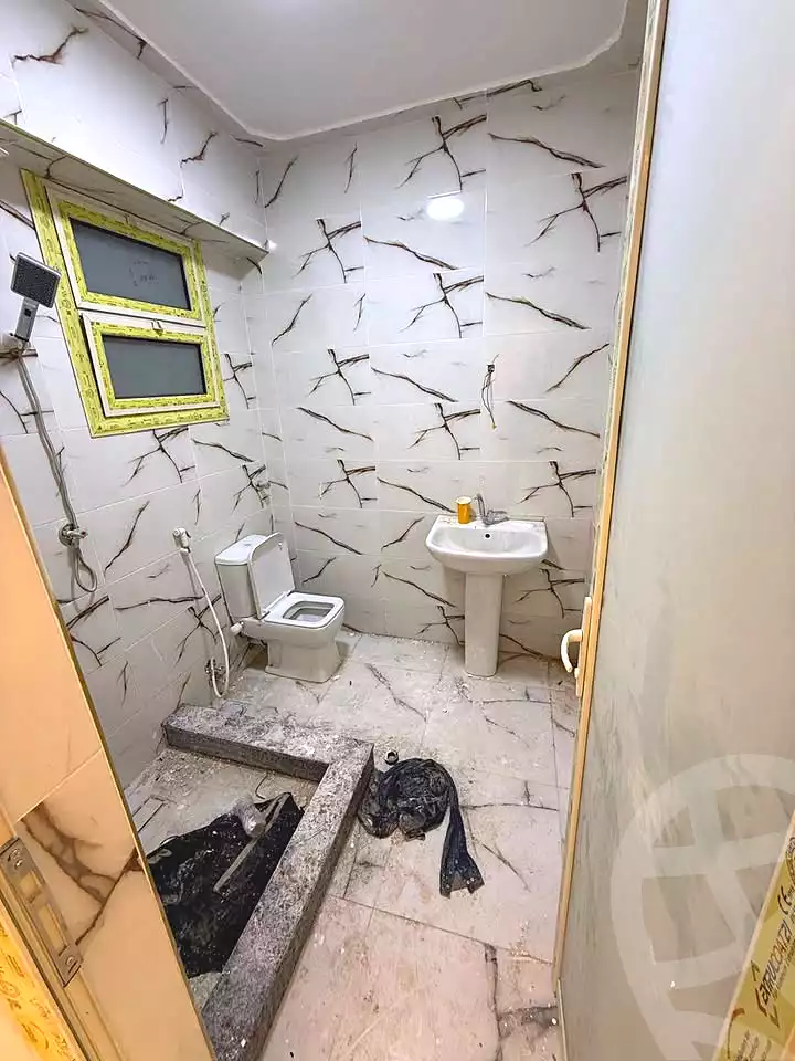 https://aqarmap.com.eg/en/listing/7237170-for-sale-alexandria-lsywf-el-falki