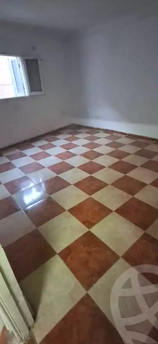 https://aqarmap.com.eg/ar/listing/7237238-for-sale-alexandria-al-agamy-lbytsh-el-hay-st