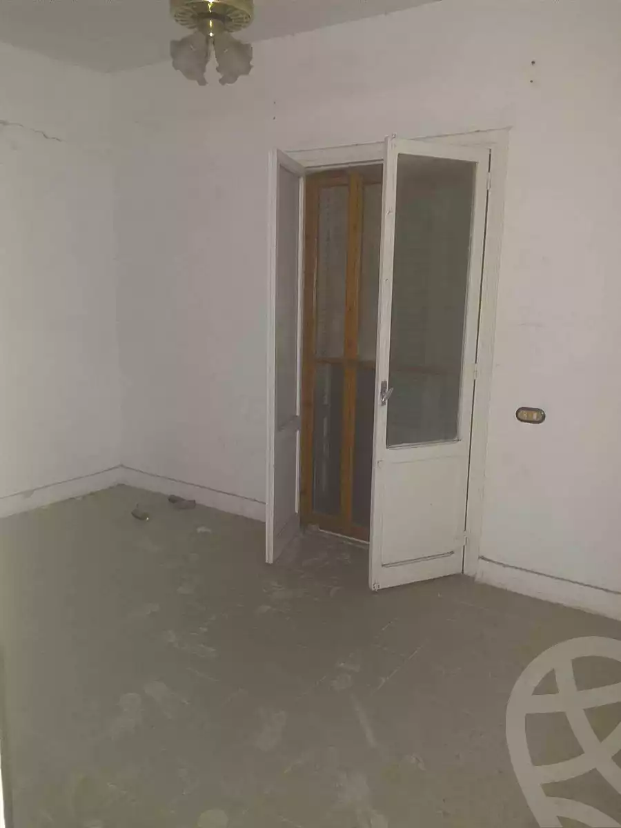 https://aqarmap.com.eg/en/listing/7229676-for-rent-alexandria-al-agamy-bw-ywsf