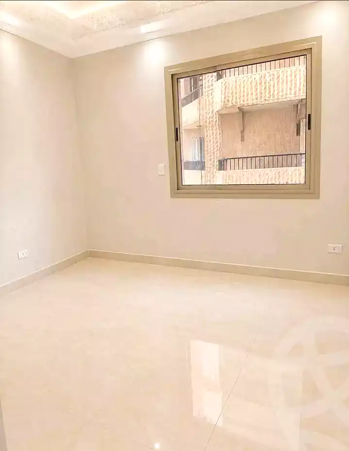 https://aqarmap.com.eg/ar/listing/7237282-for-sale-alexandria-miami