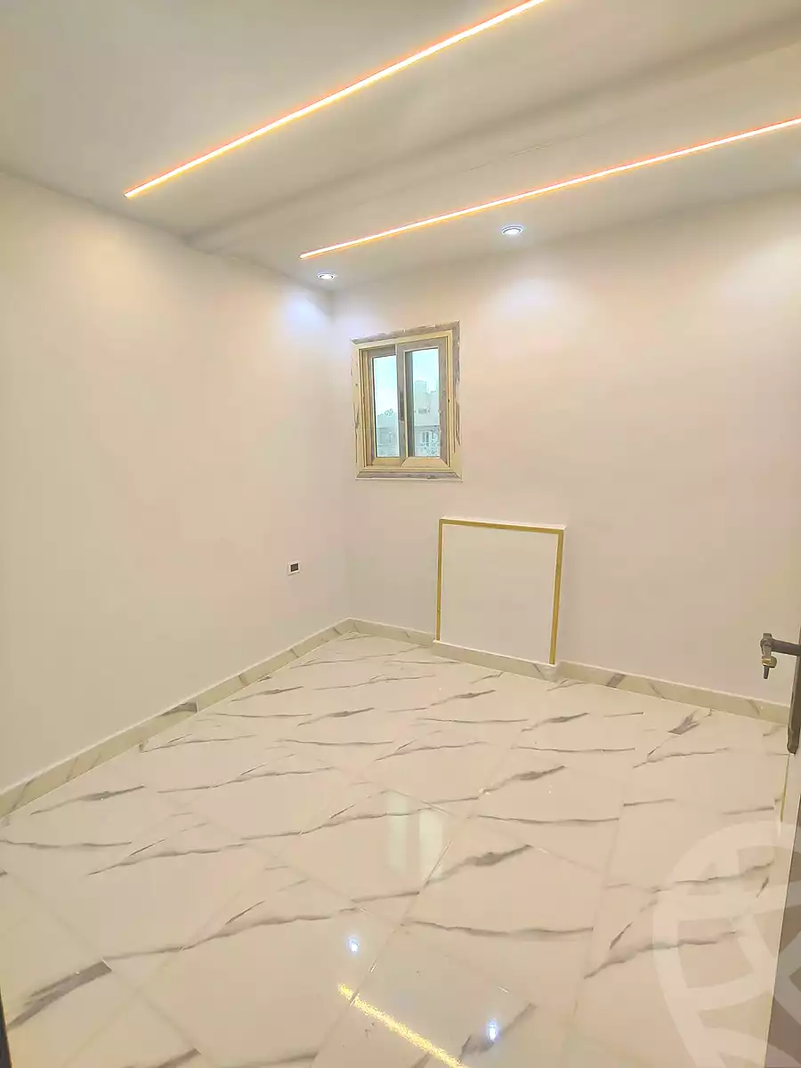 https://aqarmap.com.eg/ar/listing/7237291-for-sale-alexandria-sydy-bshr-sydy-bshr-bhry-mohamed-el-srafi-st.