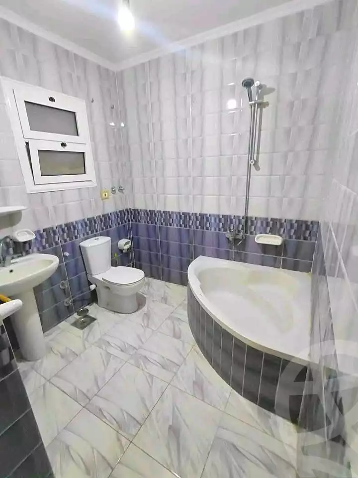 https://aqarmap.com.eg/ar/listing/7237330-for-sale-alexandria-sydy-bshr-sydy-bshr-bhry-khalil-hamada-st