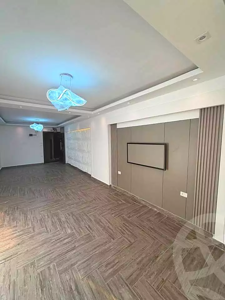 https://aqarmap.com.eg/ar/listing/7237350-for-sale-alexandria-al-agamy-lbytsh-bianchiii