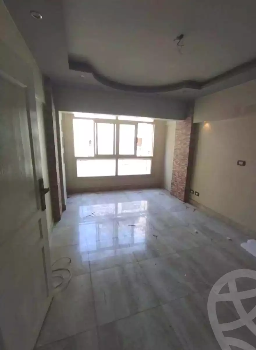 https://aqarmap.com.eg/ar/listing/7235850-for-rent-alexandria-moharram-bey