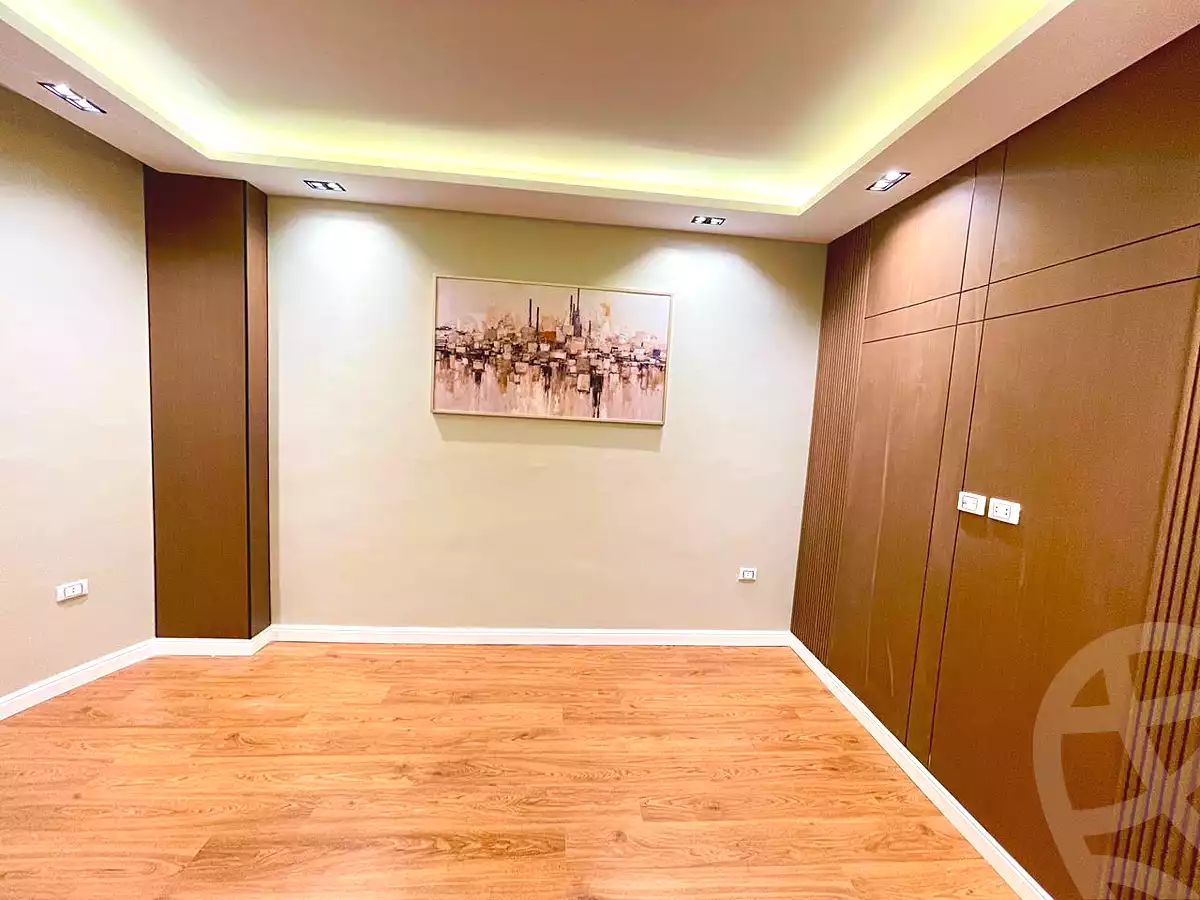 https://aqarmap.com.eg/ar/listing/7237888-for-sale-cairo-new-cairo-hy-skn-ljm-lmryky