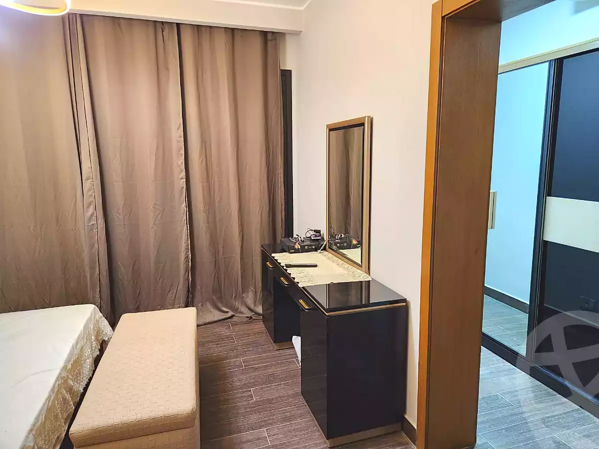 https://aqarmap.com.eg/en/listing/7237978-for-rent-cairo-el-sheikh-zayed-city-compounds-syks-wyst-swdyk