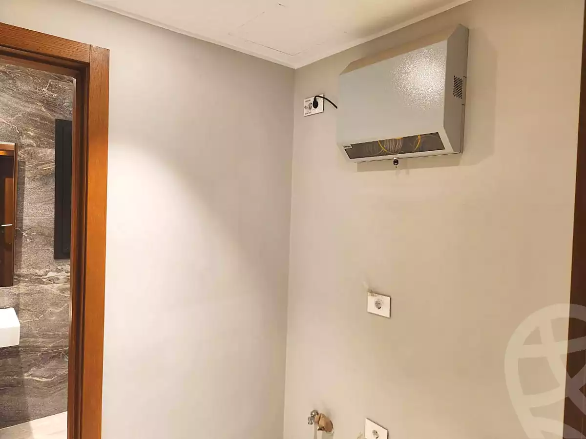 https://aqarmap.com.eg/en/listing/7237978-for-rent-cairo-el-sheikh-zayed-city-compounds-syks-wyst-swdyk