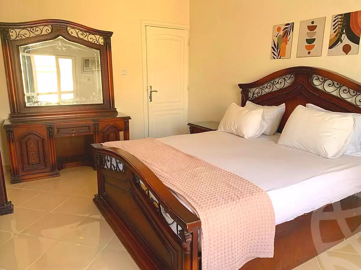 https://aqarmap.com.eg/ar/listing/7238285-for-rent-cairo-6th-of-october-el-hay-el-motamyz-first-touristic-village-el-shaheed-mohammed-abdul-latif-alshimi-st