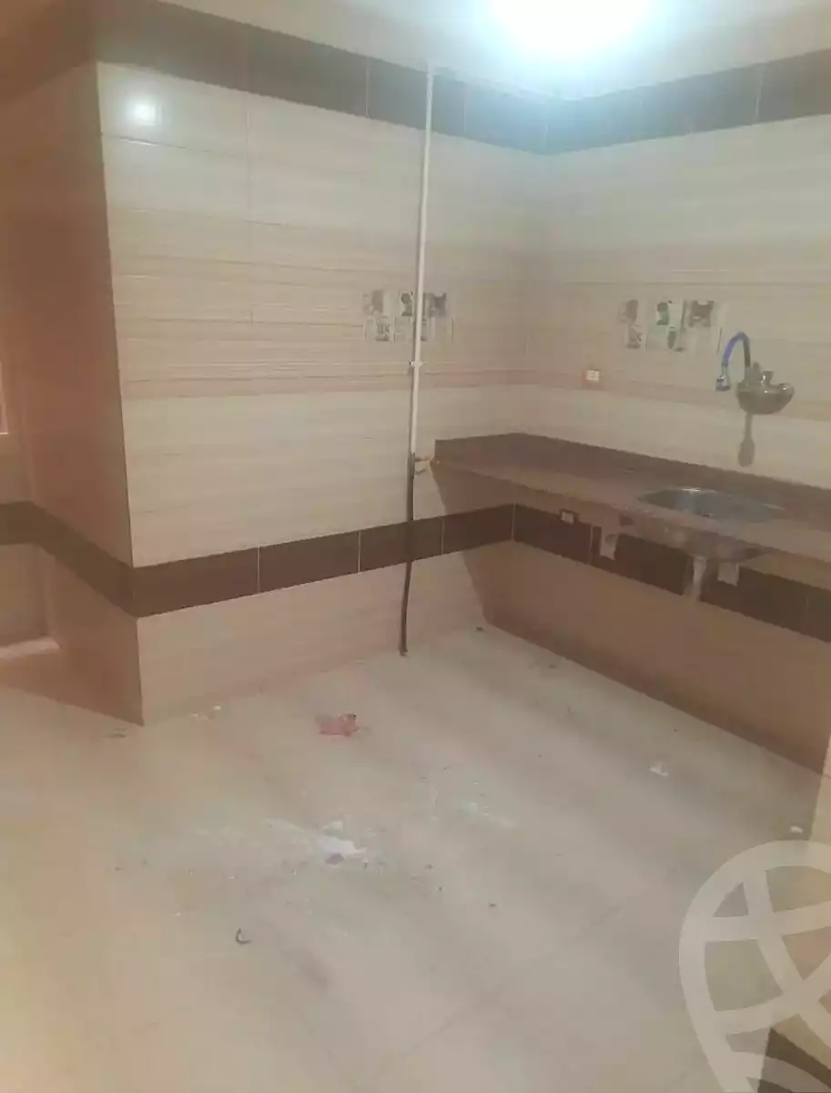 https://aqarmap.com.eg/ar/listing/7238495-for-rent-alexandria-ganaklis-shr-bw-qyr-tryq-lhry