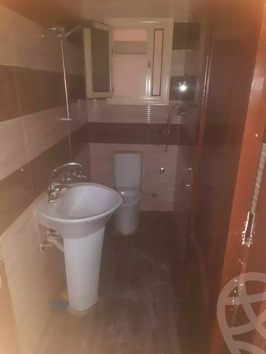 https://aqarmap.com.eg/ar/listing/7238495-for-rent-alexandria-ganaklis-shr-bw-qyr-tryq-lhry