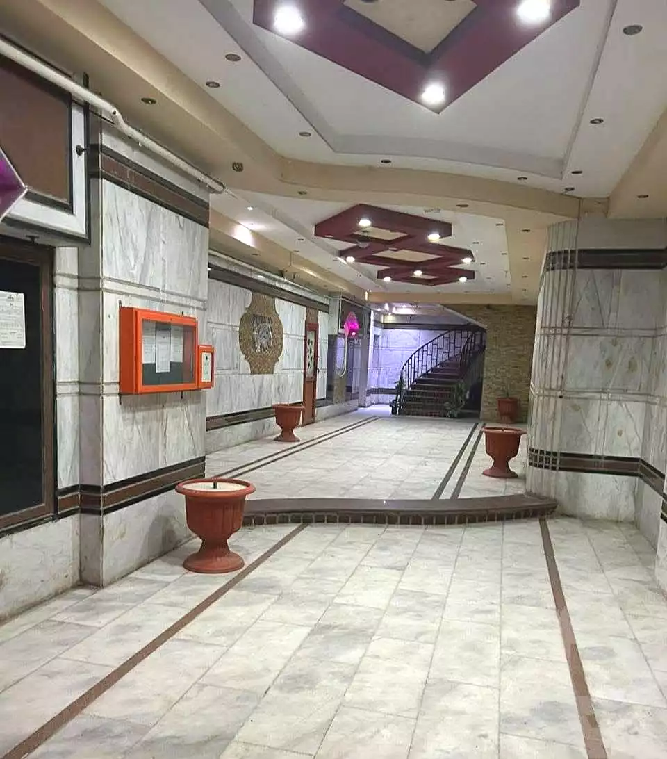https://aqarmap.com.eg/en/listing/7238812-for-sale-alexandria-el-mandara-alex-el-mandara-bahri-sidi-kamal-st