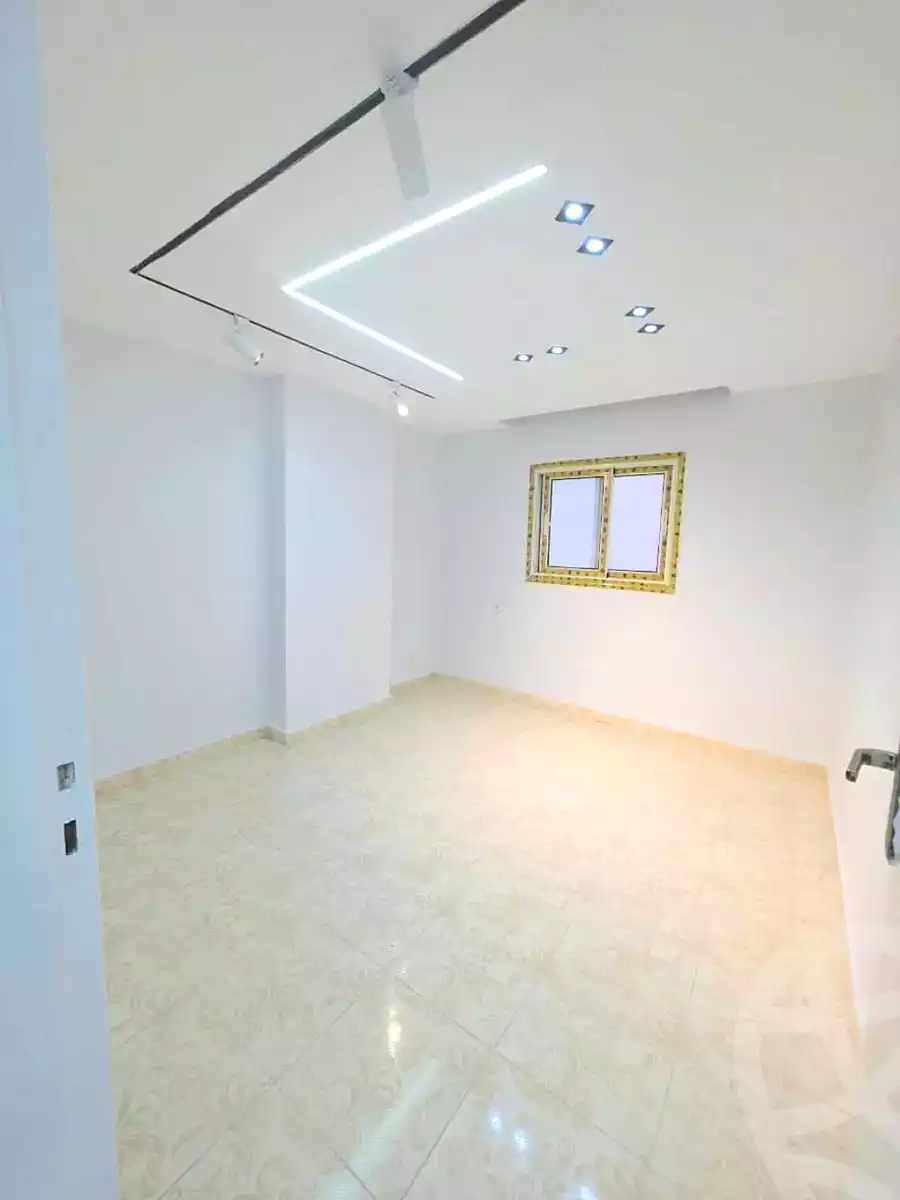 https://aqarmap.com.eg/ar/listing/7238889-for-sale-alexandria-sydy-bshr-sydy-bshr-bhry-shr-mhmd-njyb