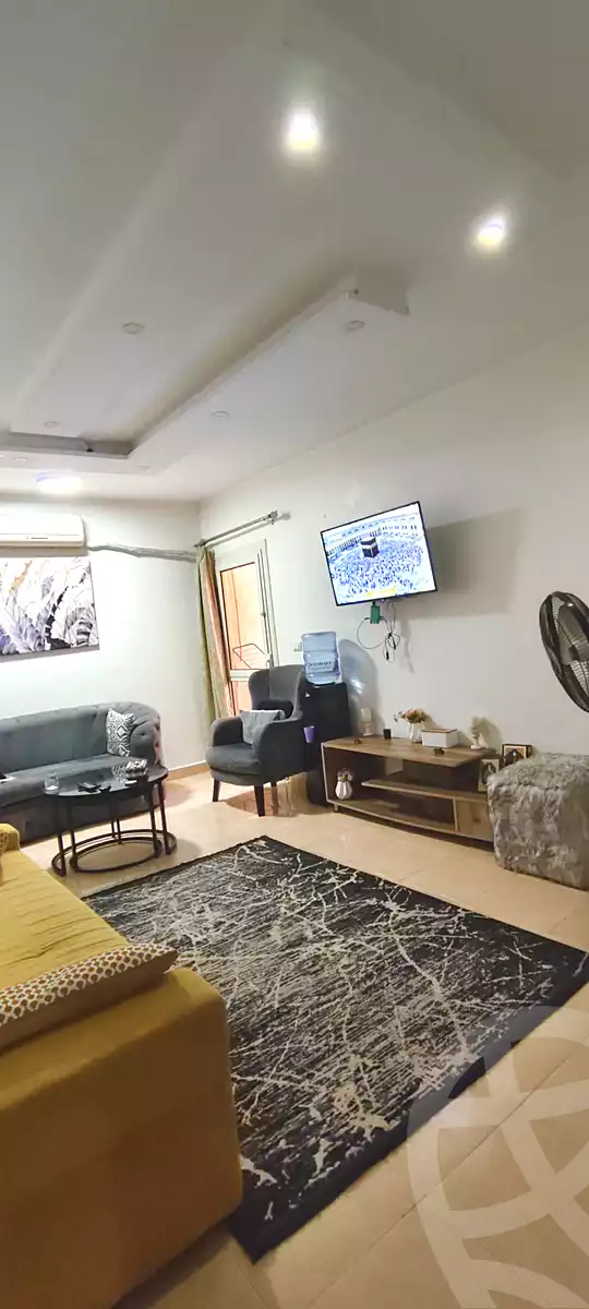 https://aqarmap.com.eg/ar/listing/7238748-for-sale-cairo-new-cairo-compounds-dorat-el-kahera