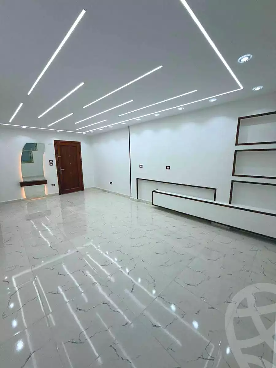 https://aqarmap.com.eg/ar/listing/7239278-for-sale-alexandria-lsywf-el-falki