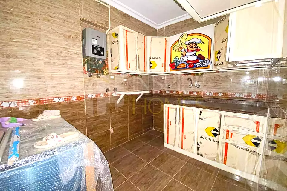 https://aqarmap.com.eg/ar/listing/7239271-for-sale-alexandria-sydy-bshr-sydy-bshr-bhry-shr-mhmwd-l-yswy
