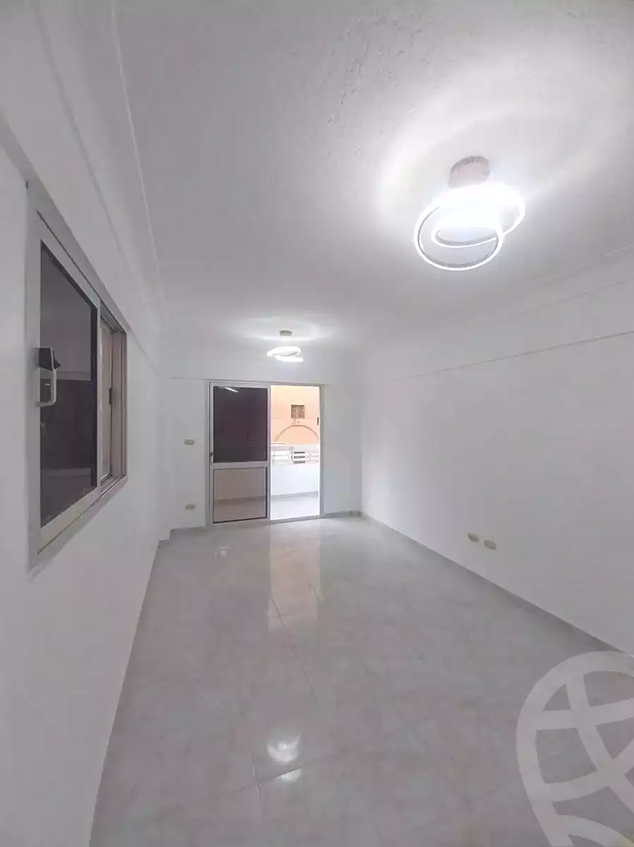 https://aqarmap.com.eg/ar/listing/7239386-for-sale-alexandria-al-agamy-shataa-el-nakheel
