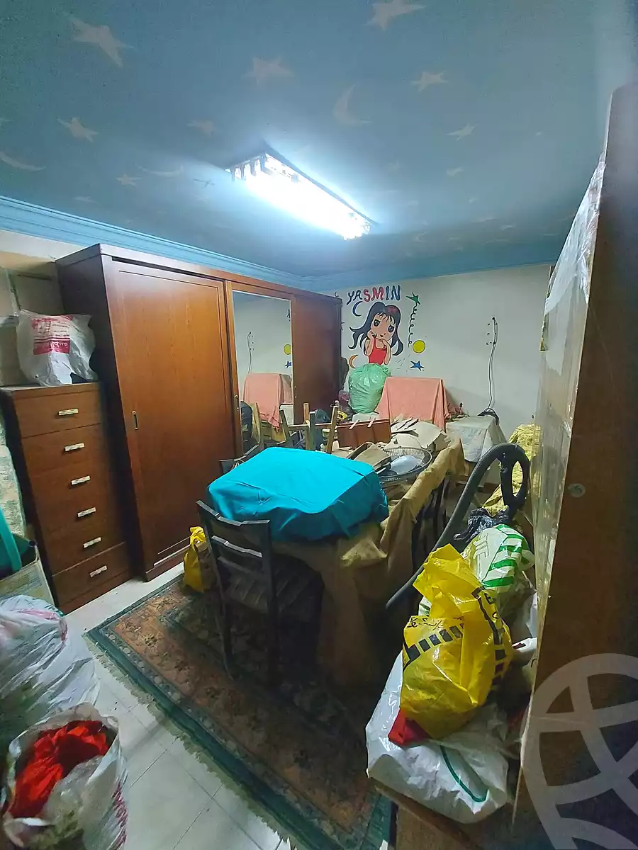https://aqarmap.com.eg/ar/listing/7239404-for-sale-cairo-helwan-helwan-el-sharkeya-mostafa-safwat-st