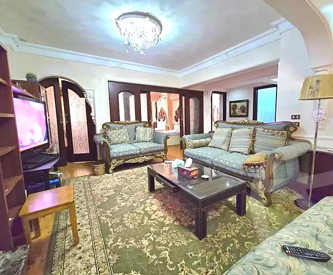 https://aqarmap.com.eg/ar/listing/7239461-for-sale-alexandria-lauran