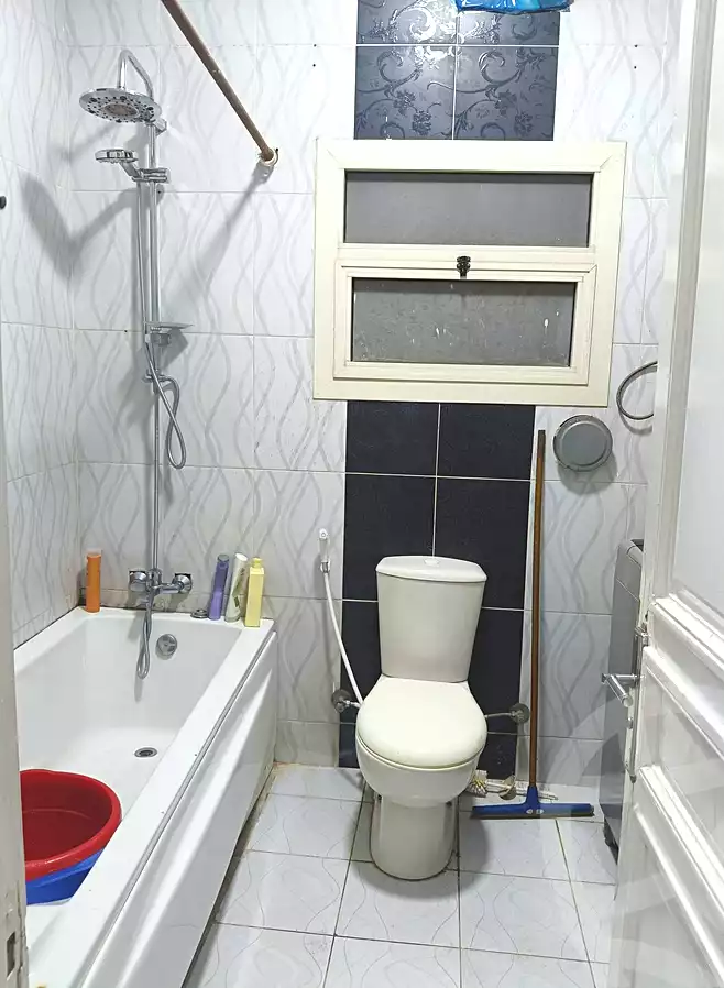 https://aqarmap.com.eg/en/listing/7239663-for-sale-cairo-helwan-hadayek-helwan-el-dawagen