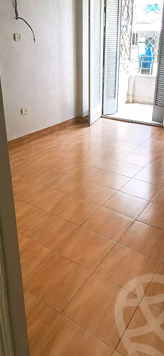 https://aqarmap.com.eg/ar/listing/7239657-for-sale-cairo-hadayek-el-koba-sekat-al-waili-st