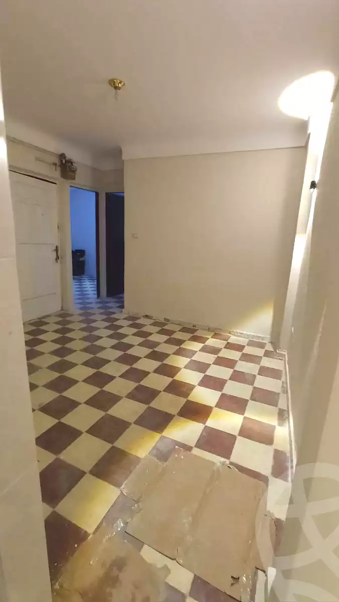 https://aqarmap.com.eg/en/listing/7239808-for-sale-alexandria-el-asafra-l-sfr-qbly-el-tahrir-mosque-st
