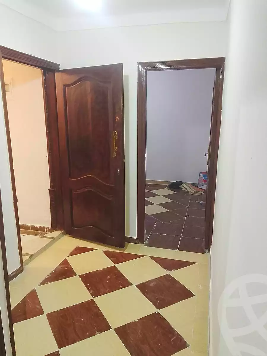 https://aqarmap.com.eg/ar/listing/7239811-for-sale-alexandria-el-asafra-l-sfr-qbly-el-maahad-el-dini-st
