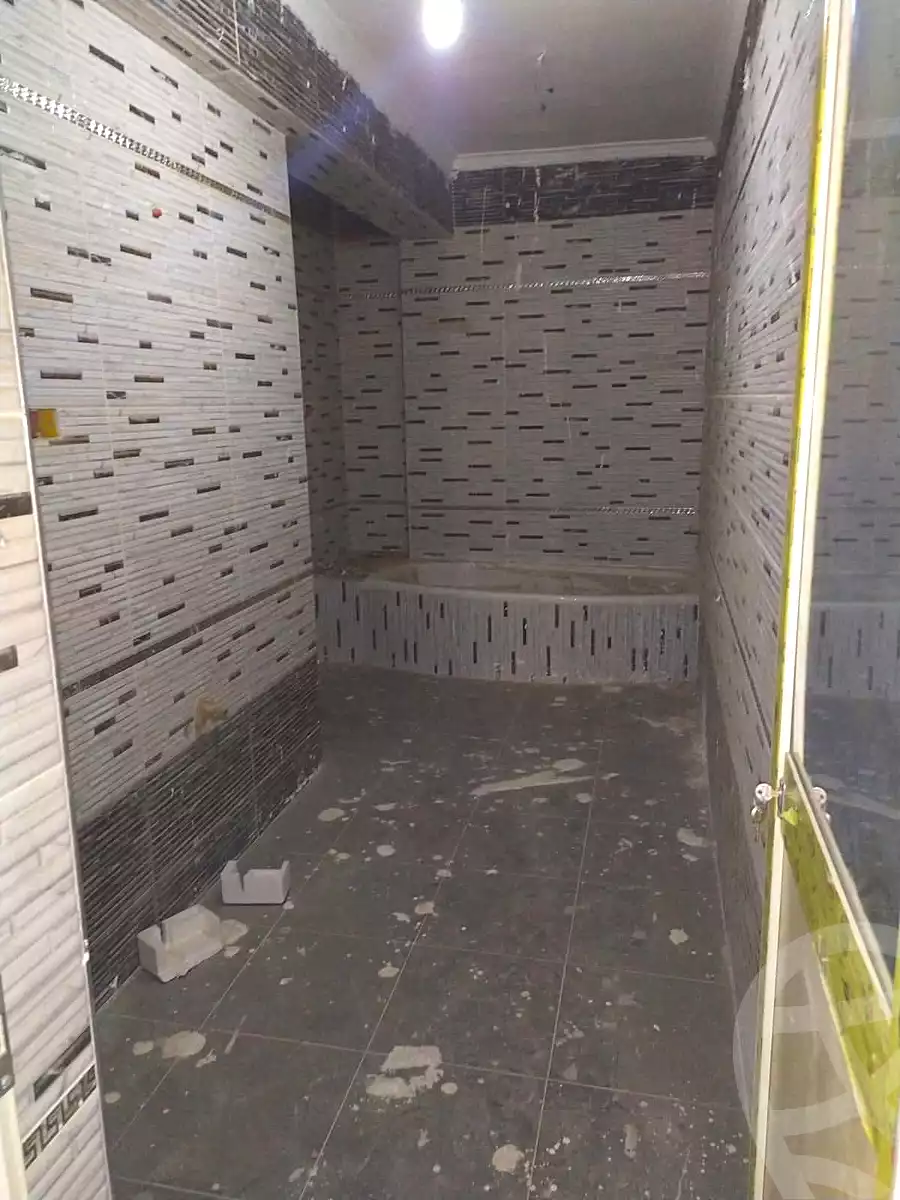 https://aqarmap.com.eg/ar/listing/7240049-for-sale-cairo-faisal-kafr-tohormos-queen-nazli-st