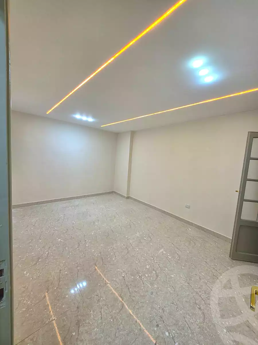 https://aqarmap.com.eg/ar/listing/7240163-for-sale-alexandria-el-asafra-l-sfr-bhry-el-geish-rd