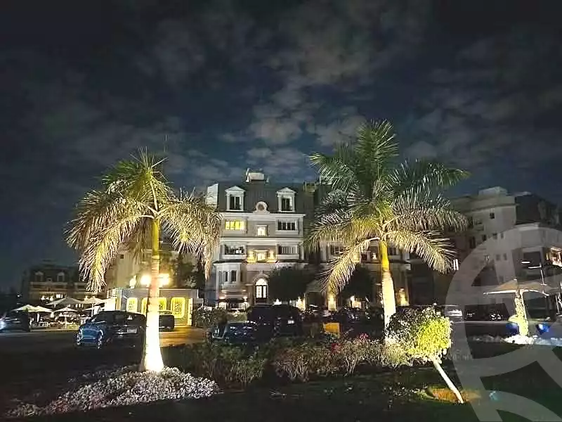 https://aqarmap.com.eg/ar/listing/7240558-for-sale-cairo-new-cairo-compounds-mountain-view-hyde-park