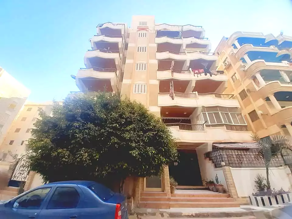 https://aqarmap.com.eg/en/listing/7240988-for-sale-alexandria-al-agamy-shataa-el-nakheel