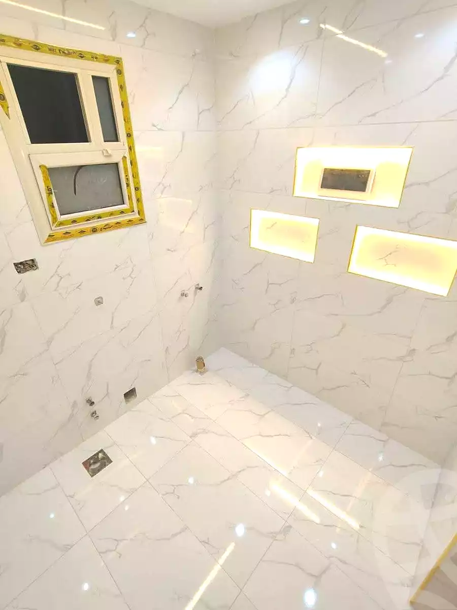 https://aqarmap.com.eg/en/listing/7241811-for-sale-alexandria-sydy-bshr-sydy-bshr-qbly-street-17