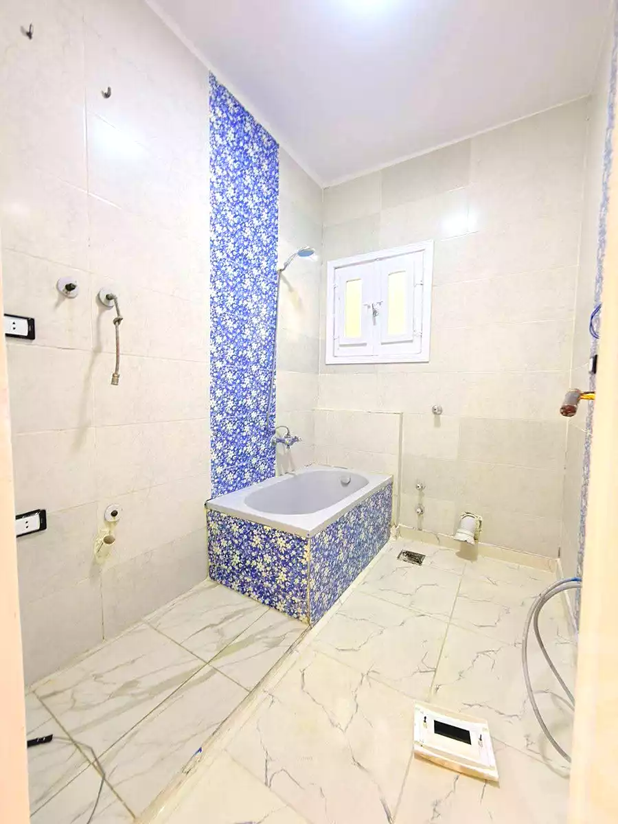 https://aqarmap.com.eg/en/listing/7241843-for-sale-alexandria-al-agamy