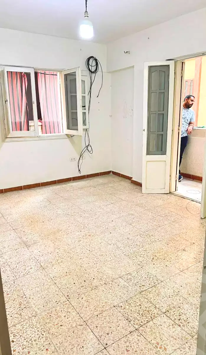 https://aqarmap.com.eg/en/listing/7241920-for-sale-alexandria-al-agamy-el-hanouvel-el-kholafaa-el-rashdeen-st