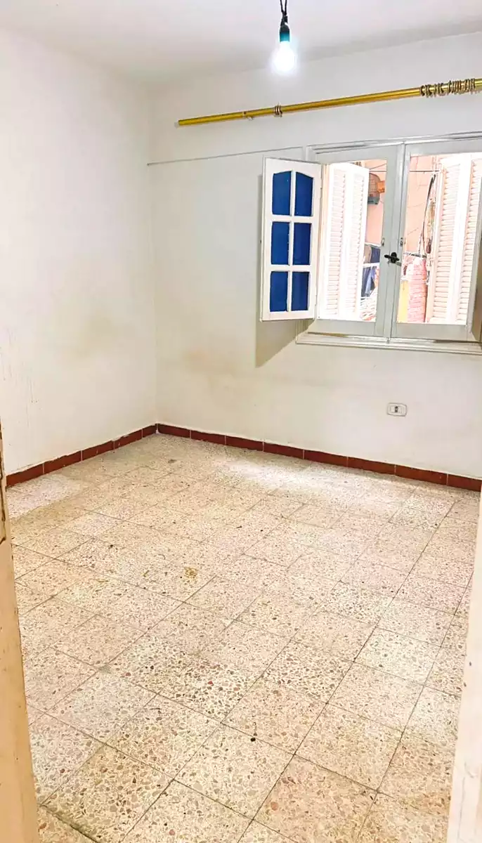 https://aqarmap.com.eg/en/listing/7241920-for-sale-alexandria-al-agamy-el-hanouvel-el-kholafaa-el-rashdeen-st