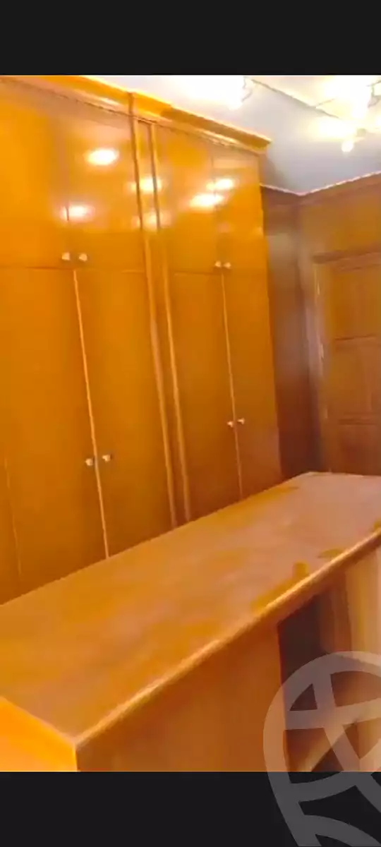 https://aqarmap.com.eg/ar/listing/7241930-for-rent-cairo-downtown-kasr-el-neel-nile-corniche-st