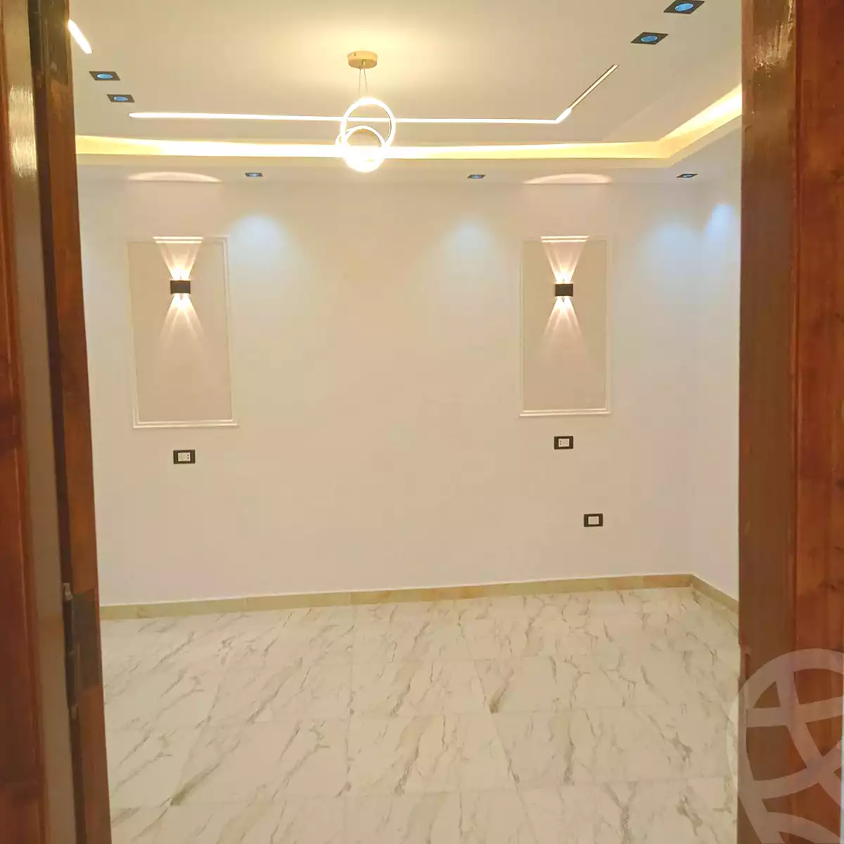 https://aqarmap.com.eg/ar/listing/7242057-for-sale-alexandria-al-agamy-el-hanouvel-trablose-st