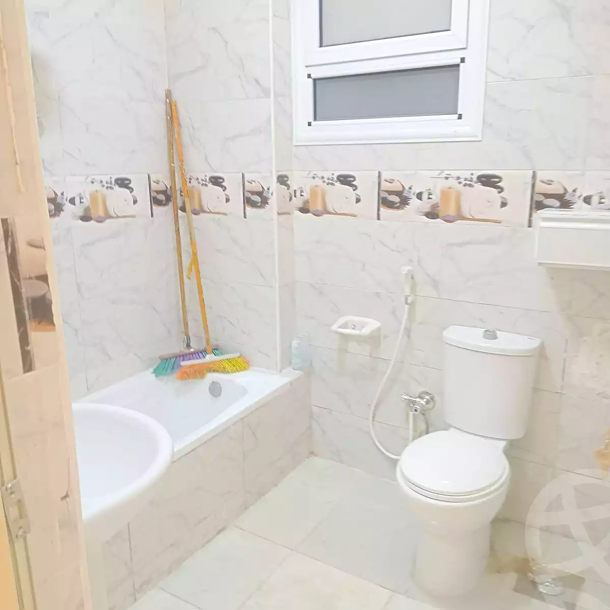 https://aqarmap.com.eg/ar/listing/7242057-for-sale-alexandria-al-agamy-el-hanouvel-trablose-st