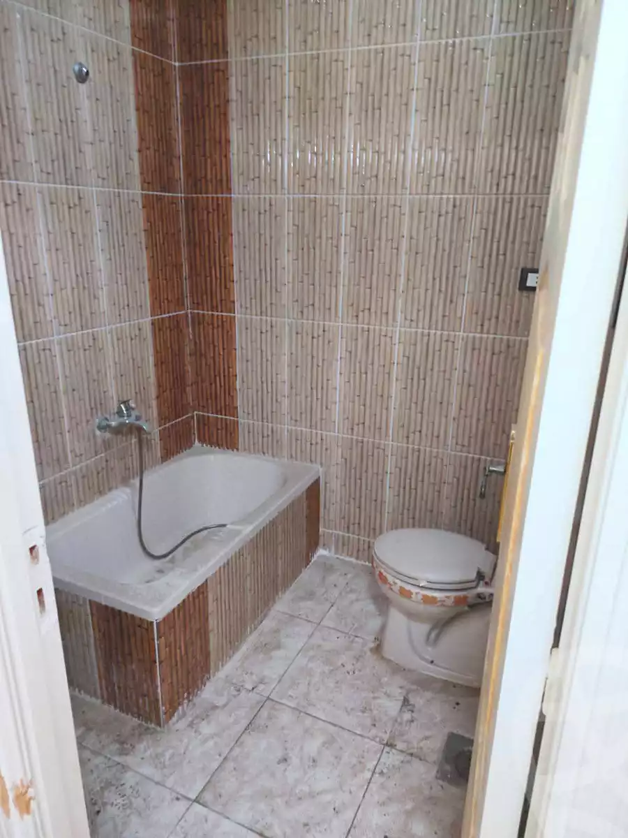 https://aqarmap.com.eg/ar/listing/7242723-for-sale-alexandria-al-agamy-lbytsh-bianchiii-street-11
