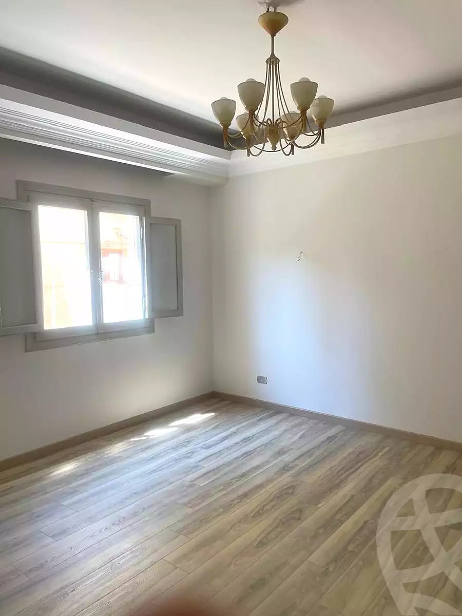 https://aqarmap.com.eg/ar/listing/7242921-for-sale-cairo-new-cairo-ganob-el-akadamiya-south-academy-a-al-mekdad-ibn-omar-street
