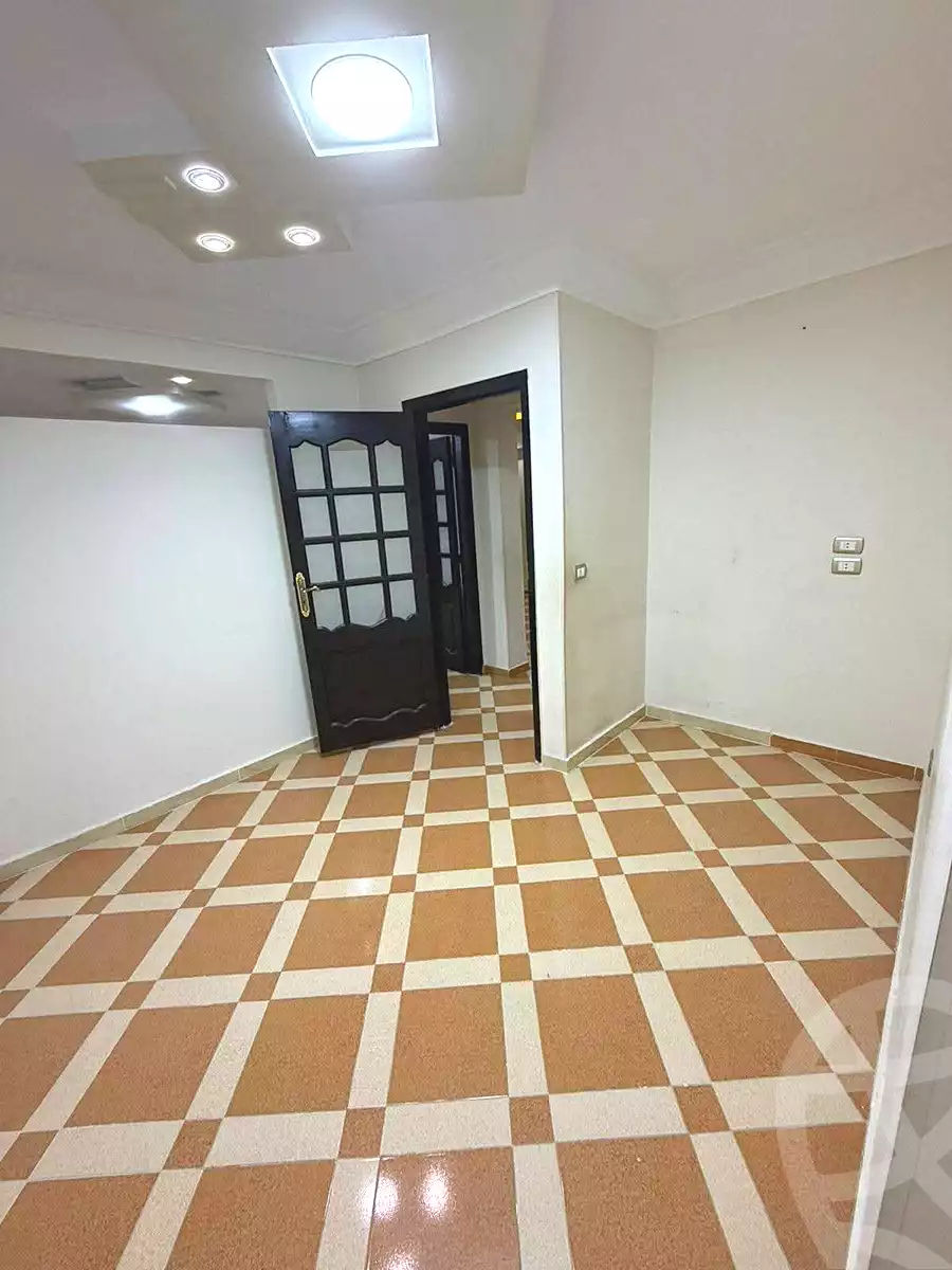 https://aqarmap.com.eg/en/listing/7242981-for-rent-alexandria-sydy-bshr-sydy-bshr-bhry-shr-mhmd-njyb