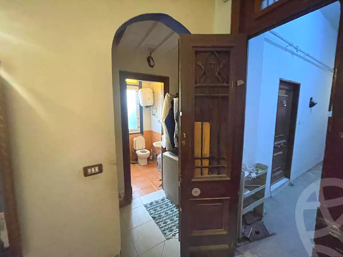https://aqarmap.com.eg/en/listing/7243043-for-sale-cairo-downtown-bab-el-loaa-hoda-shaarawy-st