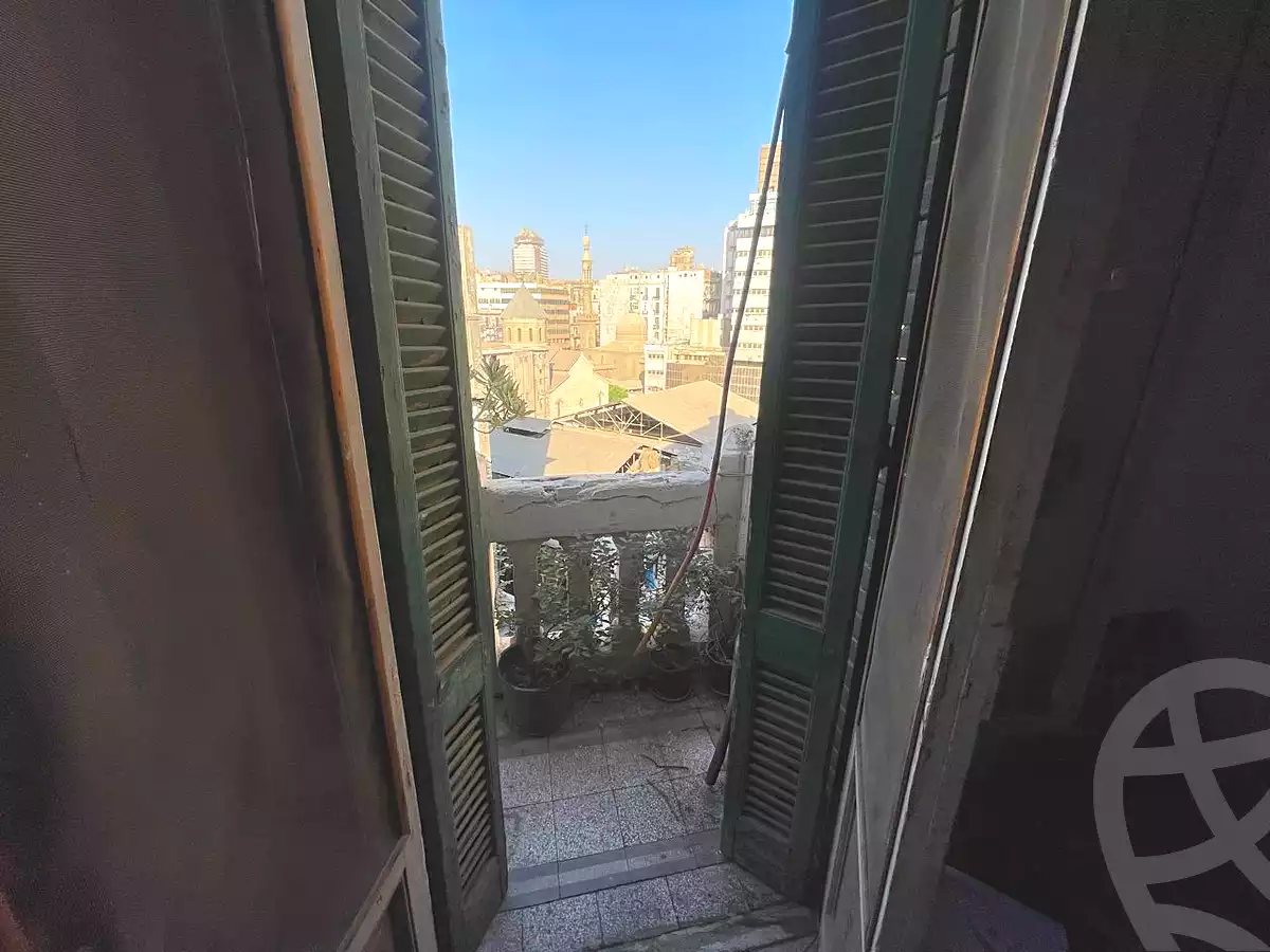 https://aqarmap.com.eg/en/listing/7243043-for-sale-cairo-downtown-bab-el-loaa-hoda-shaarawy-st