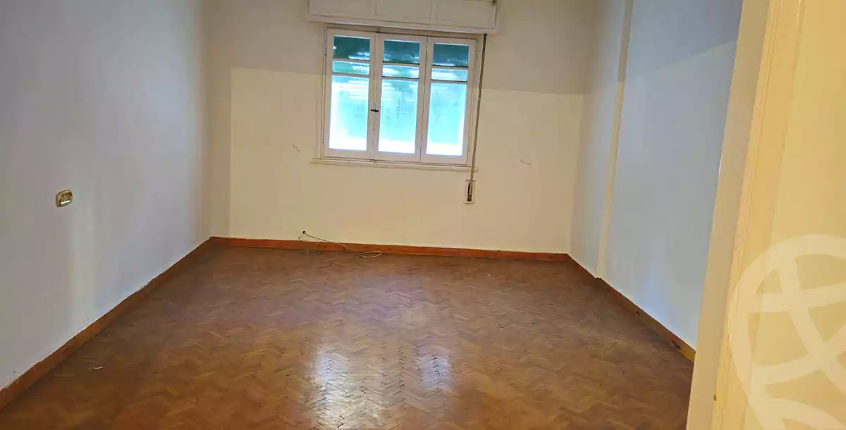 https://aqarmap.com.eg/ar/listing/7243152-for-rent-alexandria-lauran-shr-srhnk