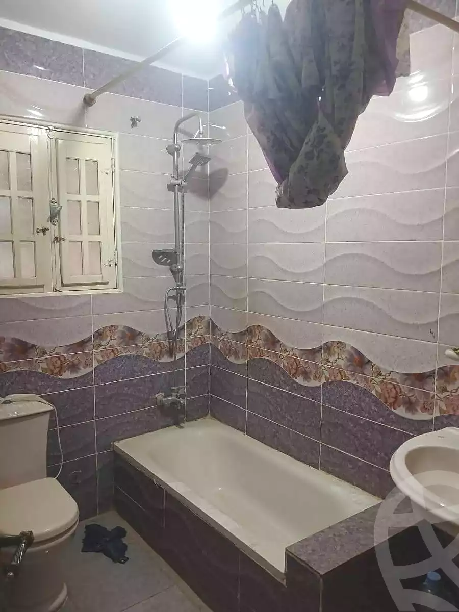 https://aqarmap.com.eg/ar/listing/7243292-for-sale-cairo-ain-shams-ain-shams-el-sharkia-mostafa-hafez-st