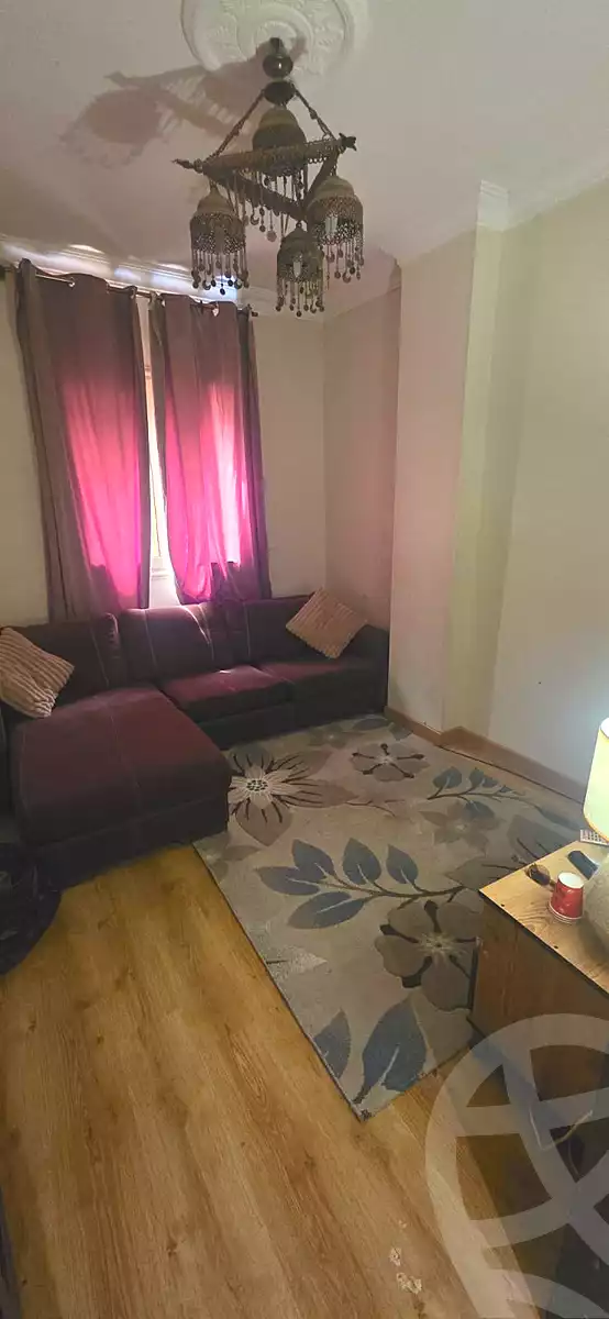 https://aqarmap.com.eg/ar/listing/7244130-for-sale-cairo-6th-of-october-el-ahyaa-neighborhood-2nd-divided-from-al-kafrawei-st